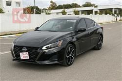 نيسان ألتيما